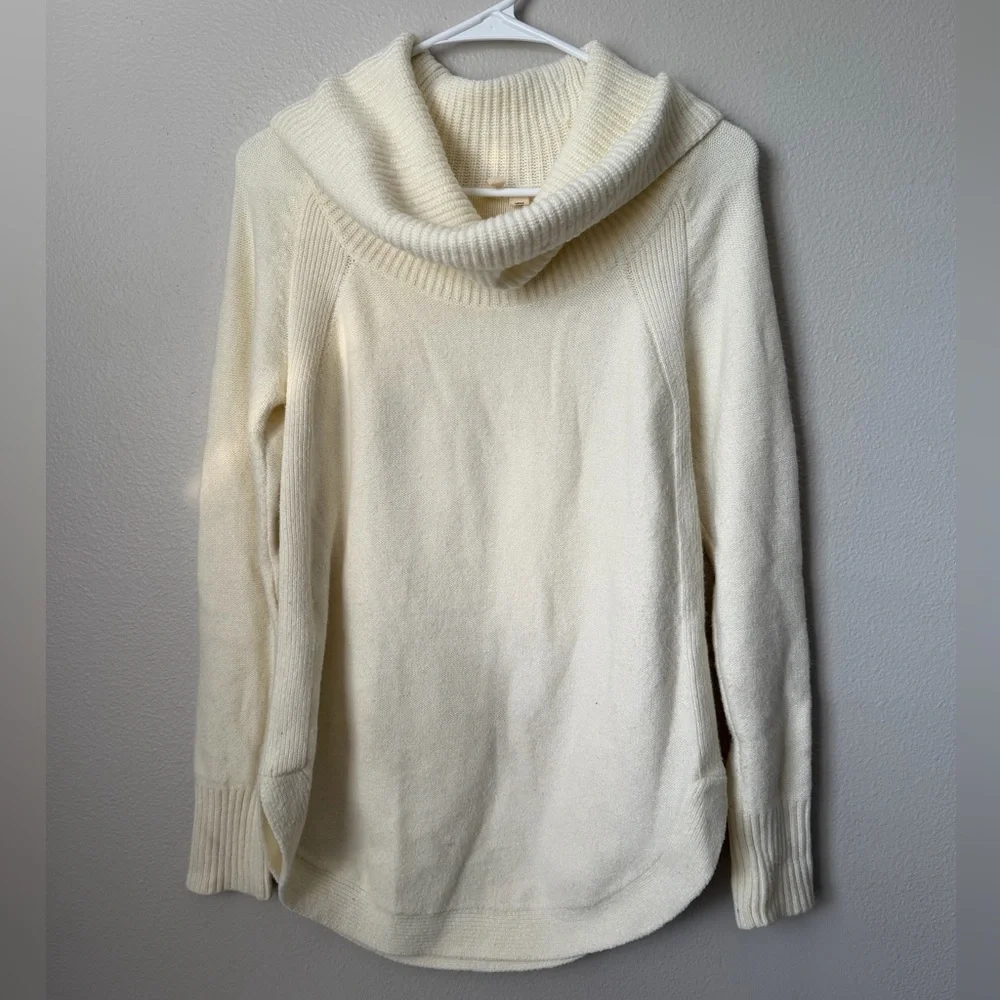 Moth Anthropologie Brenta Cowl Neck Sweater Cream Curved Hem Tunic XS Minimalist - Picture 2 of 7
